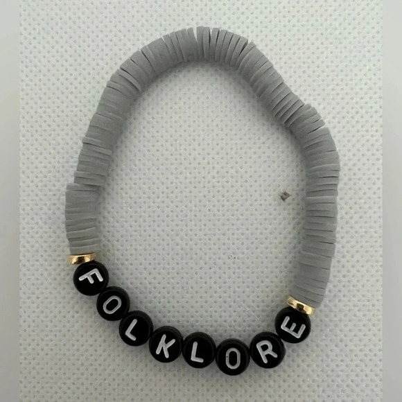 SET: Girls beaded bracelets. Taylor Swift ERAS on each bracelet. 11 bracelets. - Picture 12 of 16